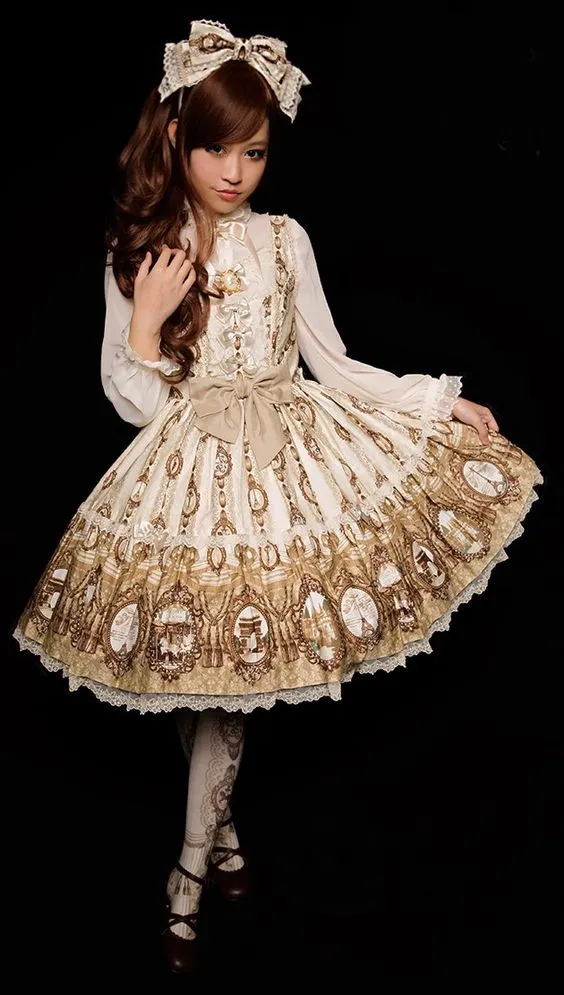 Lolita dress reference for Celesta